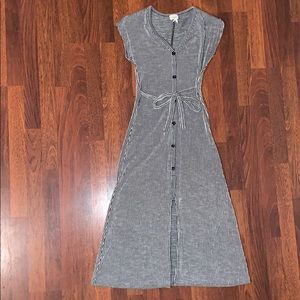 Pin strip form fitting dress